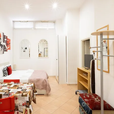 Appartement 13- Tourist House Pratello *